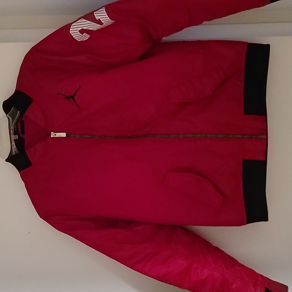 Jordan Brand Boys Quilted Puffer Jacket Gym Red Jumpman Logo Size xl Kids